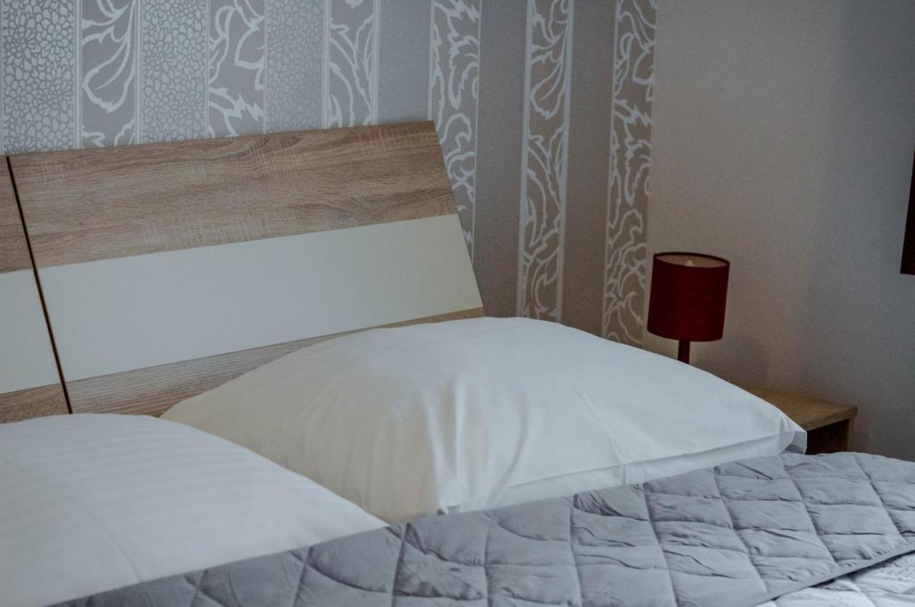 Hotel Kerling Banská Štiavnica Kültér fotó