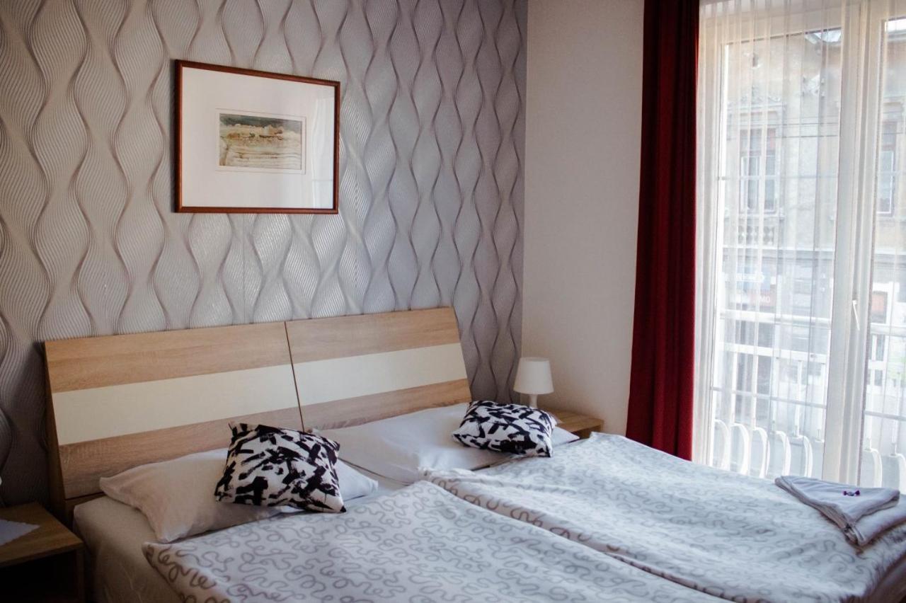 Hotel Kerling Banská Štiavnica Kültér fotó