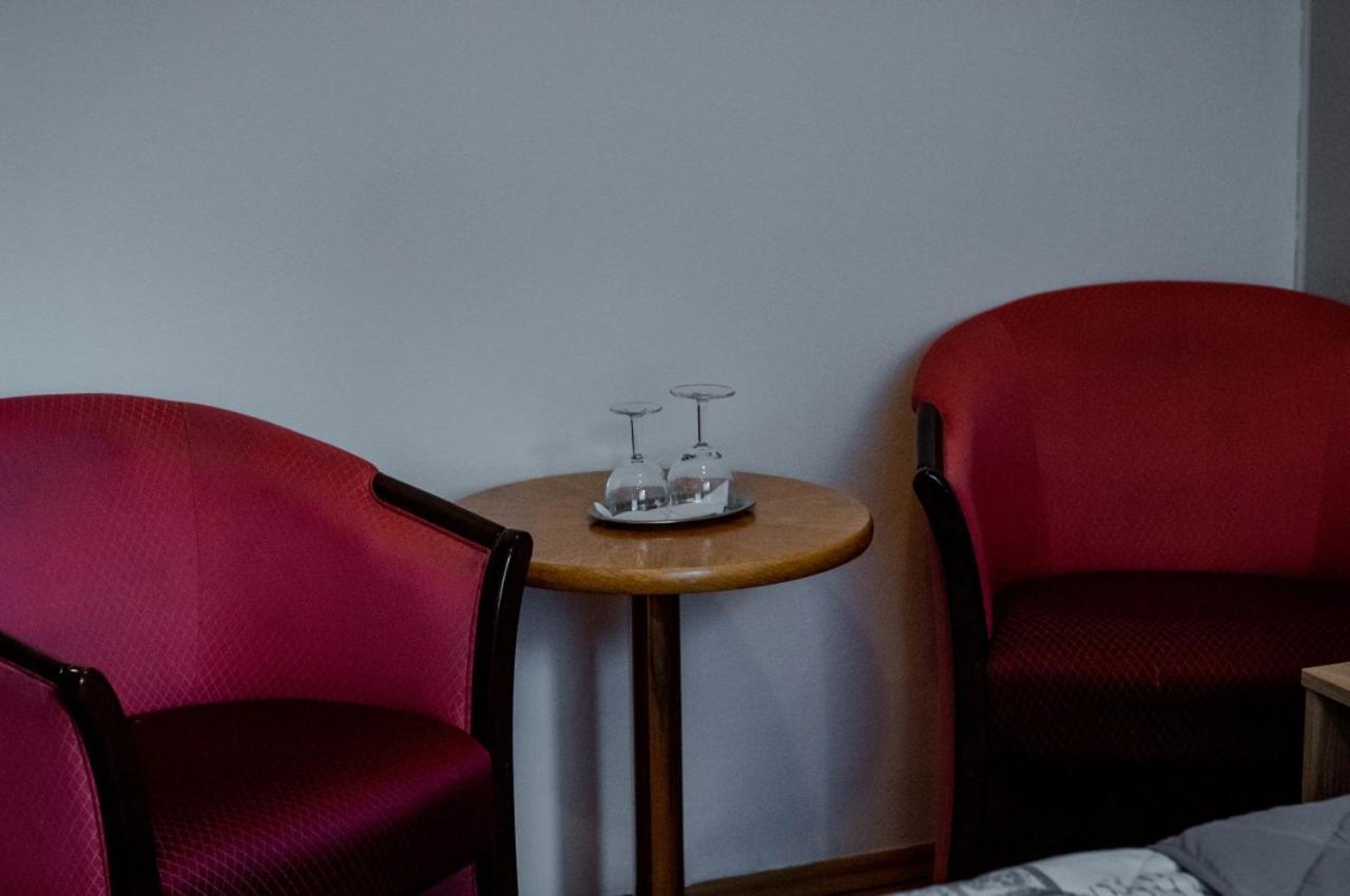 Hotel Kerling Banská Štiavnica Kültér fotó
