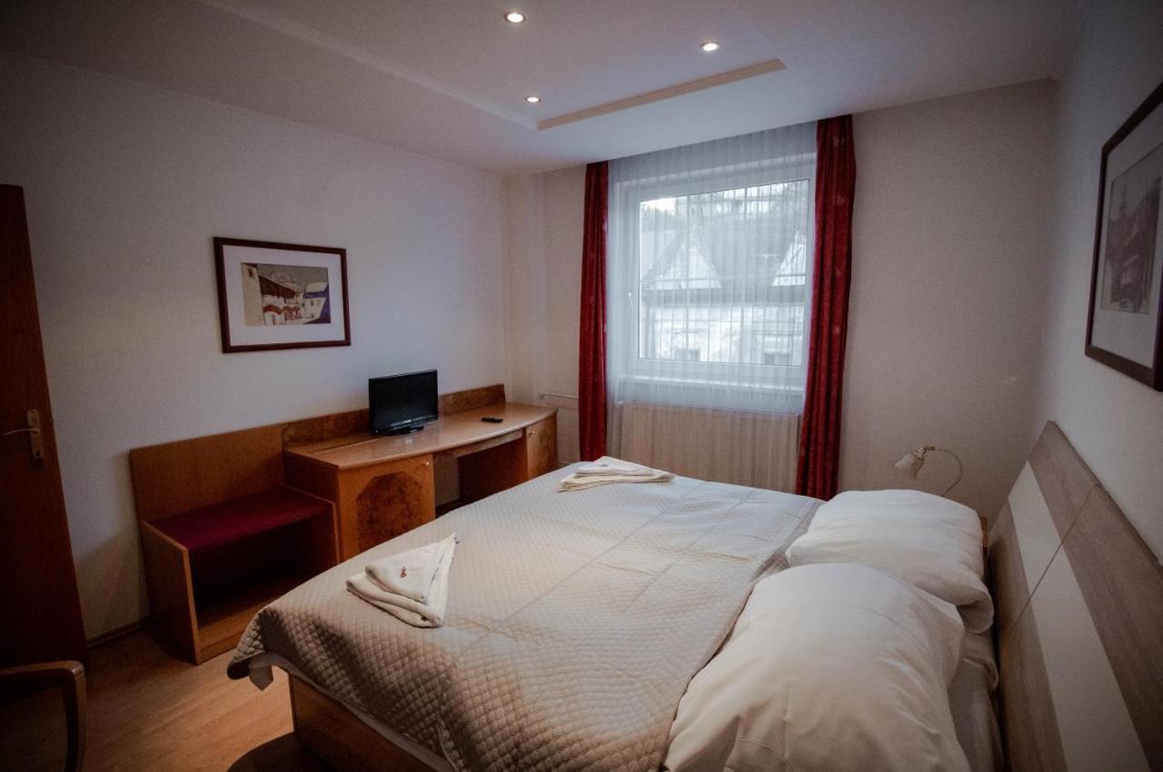Hotel Kerling Banská Štiavnica Kültér fotó