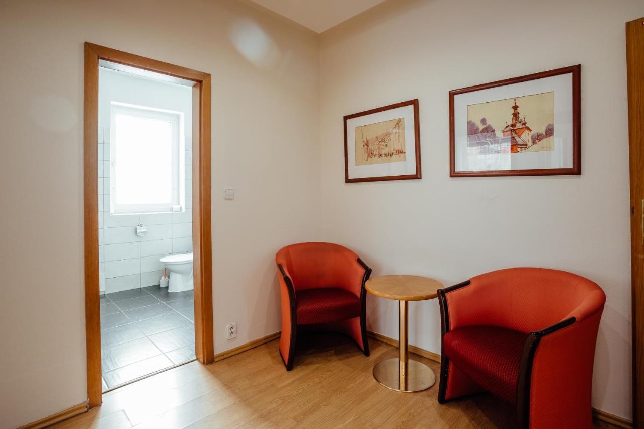 Hotel Kerling Banská Štiavnica Kültér fotó