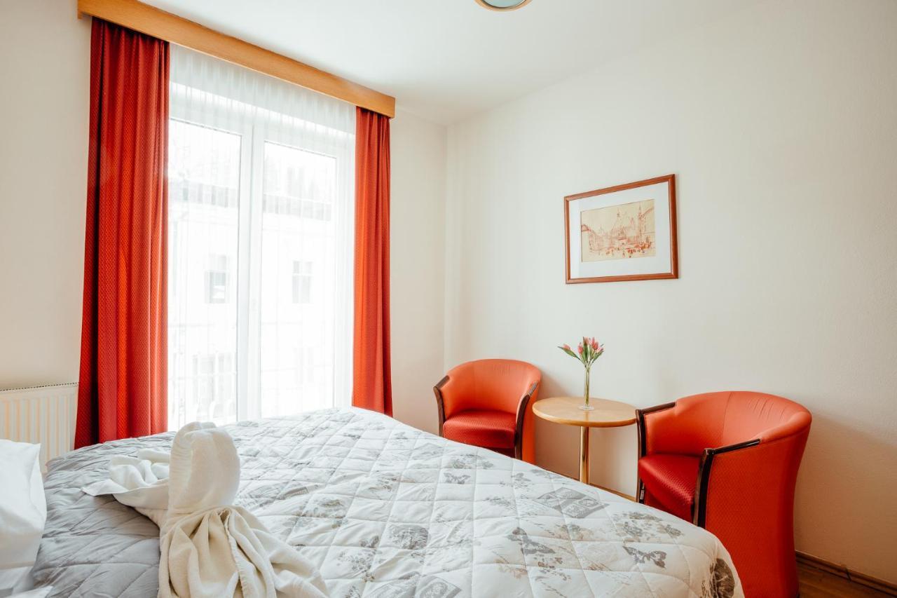 Hotel Kerling Banská Štiavnica Kültér fotó
