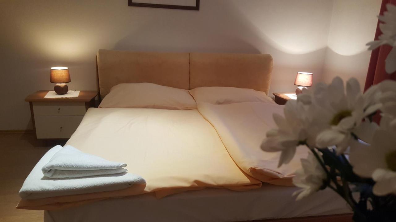 Hotel Kerling Banská Štiavnica Kültér fotó