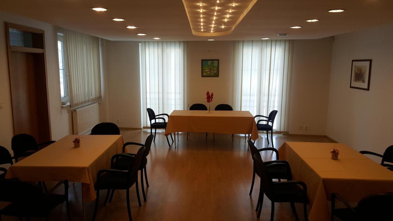 Hotel Kerling Banská Štiavnica Kültér fotó